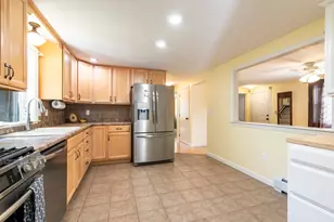 477 Stockdale Cir, Rollinsford, NH 03869 - Photo 12