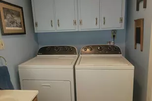 402 Hillside Ave, Berlin, NH 03570 - Photo 14