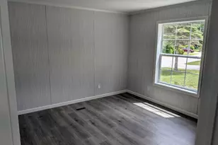 9 Valley Dr, Belmont, NH 03220 - Photo 8