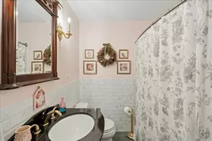 97 Old Rockingham Rd, Salem, NH 03079 - Photo 32