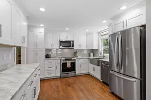 25 Sawyer Ave, Atkinson, NH 03811 - Photo 14
