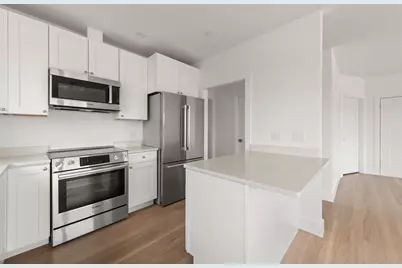 Unit 400 903 Union Avenue #400, Laconia, NH 03246 - Photo 4