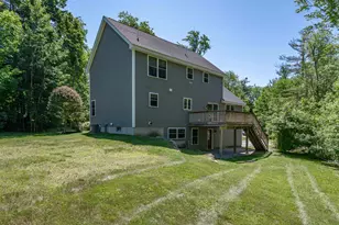 7 N Salem Rd, Hampstead, NH 03841 - Photo 4