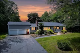 224 Haverhill Rd, Chester, NH 03036 - Photo 10