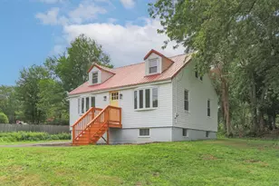 30 Dawson Ave, Manchester, NH 03104 - Photo 4