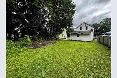 127 Dewey Street, Bennington, VT 05201 - Photo 4