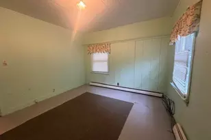 12 11th St, Berlin, NH 03570 - Photo 16