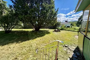 12 11th St, Berlin, NH 03570 - Photo 26