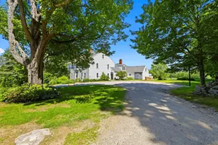 235 Middle Rd, Deerfield, NH 03037 - Photo 2