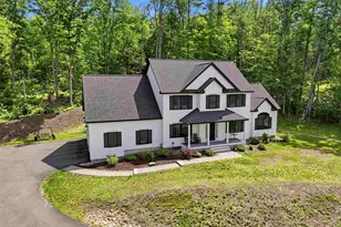 316 Montelona Rd, Goffstown, NH 03045 - Photo 4