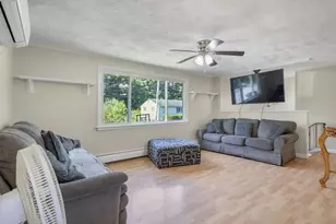 124 Claire St, Manchester, NH 03103 - Photo 4