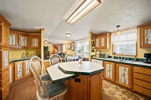37 Circle Dr, Belmont, NH 03220 - Photo 16
