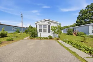 37 Circle Dr, Belmont, NH 03220 - Photo 44