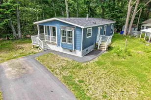 139 Robinhood Dr, Exeter, NH 03833 - Photo 2