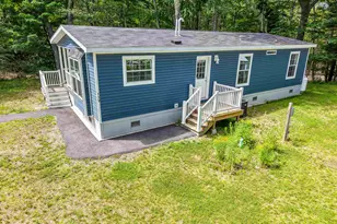 139 Robinhood Dr, Exeter, NH 03833 - Photo 4