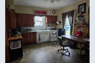 46 High Street, Troy, VT 05859 - Photo 6