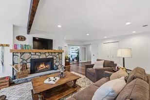 176 Russell Dr, Weare, NH 03281 - Photo 10