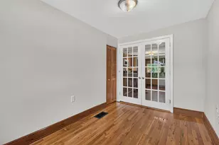 48 Dawson Ave, Manchester, NH 03104 - Photo 20