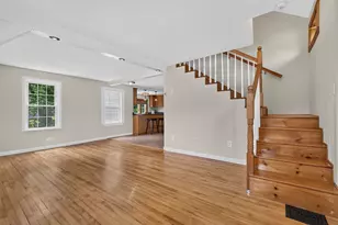 48 Dawson Ave, Manchester, NH 03104 - Photo 24