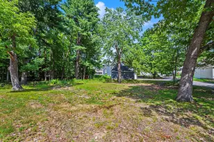 47 Oak St, Milford, NH 03055 - Photo 32
