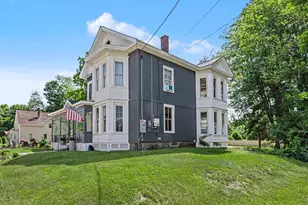 47 Oak St, Milford, NH 03055 - Photo 4