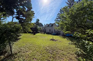 51 Nagle St, Nashua, NH 03060 - Photo 8