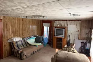 28 Merrimack St, Hudson, NH 03051 - Photo 8