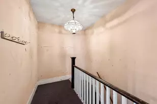 852 Beech St, Manchester, NH 03104 - Photo 30