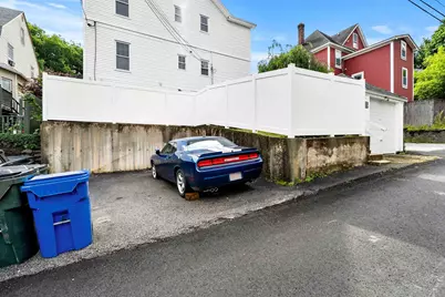 852 Beech Street, Manchester, NH 03104 - Photo 12