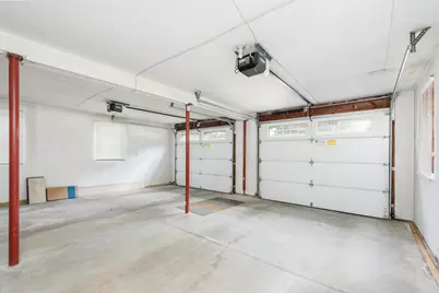 130 Lindstrom Lane, Manchester, NH 03104 - Photo 22