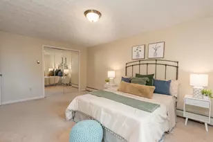 130 Lindstrom Ln, Manchester, NH 03104 - Photo 14