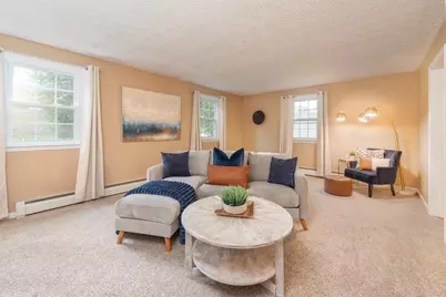 130 Lindstrom Lane, Manchester, NH 03104 - Photo 10