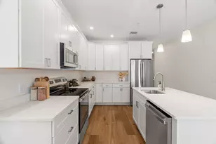 11 Suffolk Dr, Concord, NH 03303 - Photo 6