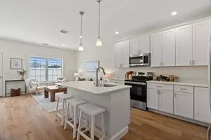 11 Suffolk Dr, Concord, NH 03303 - Photo 1