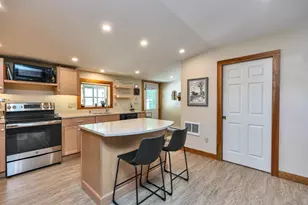73 Main St, Peterborough, NH 03458 - Photo 14
