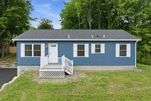 28 Cottage Pl, Ashland, NH 03217 - Photo 4