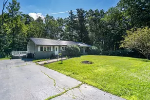 10 Appaloosa Ave, Pelham, NH 03076 - Photo 2