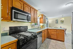 548 Silver Pine Ln, Tamworth, NH 03886 - Photo 10
