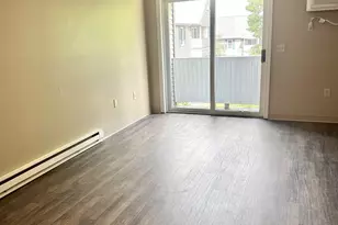 130 Eastern Ave, Manchester, NH 03104 - Photo 4