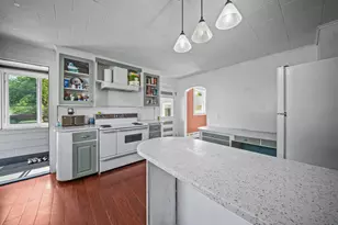 77 Highland St, Laconia, NH 03246 - Photo 4