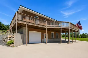 3 Grandview Dr, Berlin, NH 03570 - Photo 1