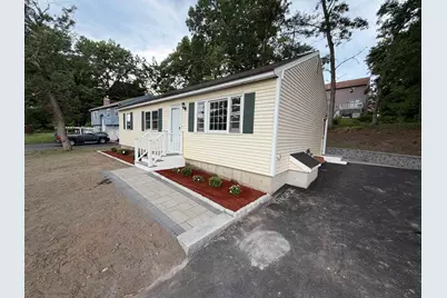 377 Broad Street, Nashua, NH 03063 - Photo 2