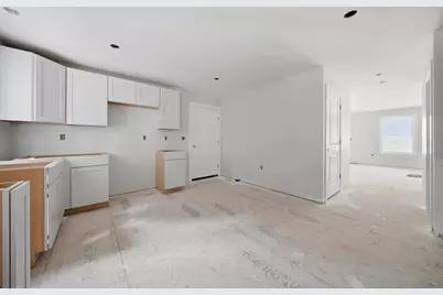 16 Manchester Street, Nashua, NH 03064 - Photo 24