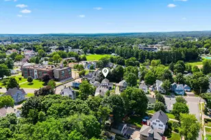 16 Manchester St, Nashua, NH 03064 - Photo 4