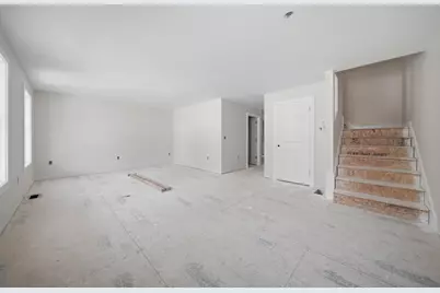 16 Manchester Street, Nashua, NH 03064 - Photo 18