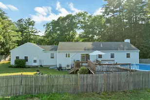 84 Fremont Rd, Raymond, NH 03077 - Photo 2