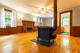 32 Grannis St, Claremont, NH 03743 - Photo 18