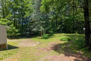 32 Grannis St, Claremont, NH 03743 - Photo 10