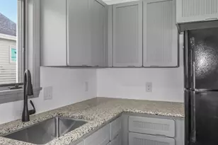 16 Bruce St, Hampton, NH 03842 - Photo 20