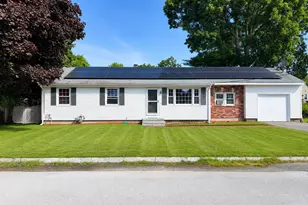 3 Sioux Ave, Nashua, NH 03063 - Photo 1